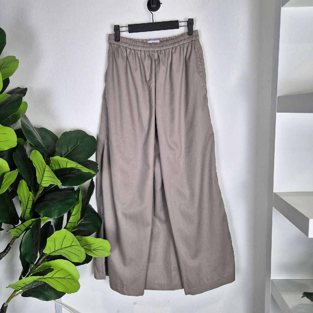 RaiSa Maxi Skirt in Premium Cotton with Right and Left Inner Pocket