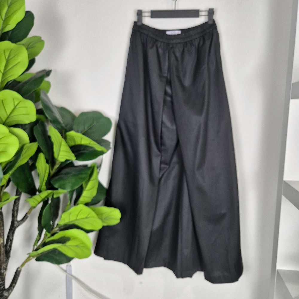 RaiSa Maxi Skirt in Premium Cotton with Right and Left Inner Pocket